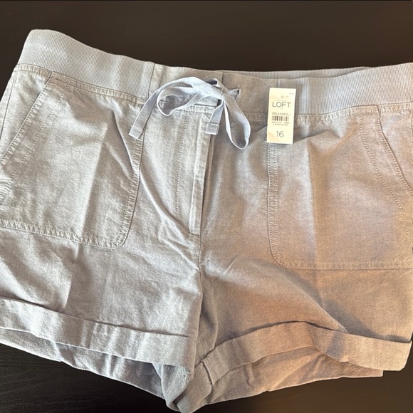NWT- Loft Light Blue Heathered Drawstring shorts, Size 16 - Picture 2 of 6